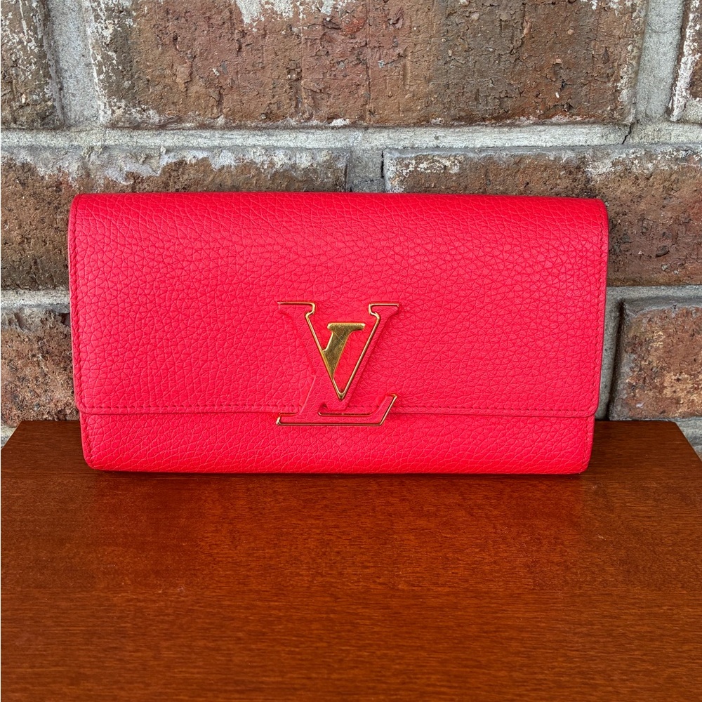 ❤️ Louis Vuitton Capucines Red Wallet with Gold Accents Taurillon leather